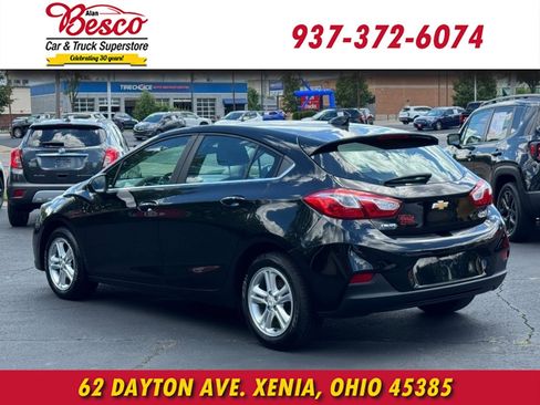 Used 2017 Chevrolet Cruze LT w/ Convenience Package FWD image 6