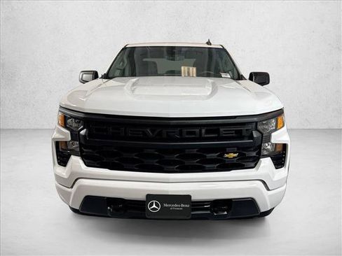 Used 2023 Chevrolet Silverado 1500 Custom RWD image 2