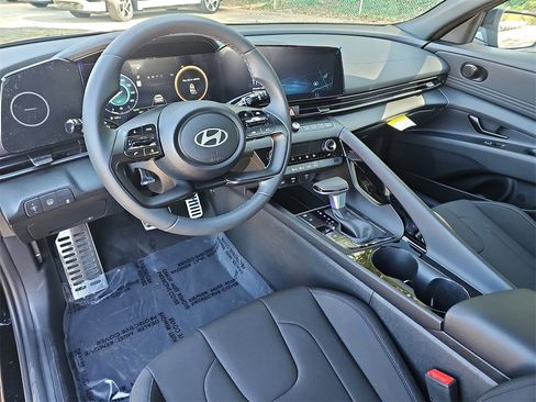 New 2026 Hyundai Elantra Sport image 15