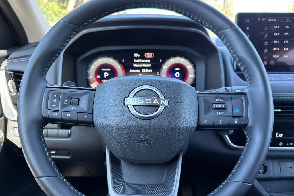 Used 2026 Nissan Rogue SL AWD/4WD image 27
