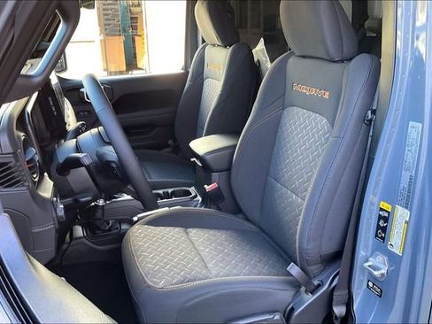 New 2026 Jeep Gladiator Mojave image 8