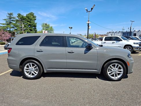 Used 2023 Dodge Durango GT RWD image 7