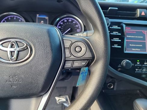 Used 2019 Toyota Camry LE FWD image 22