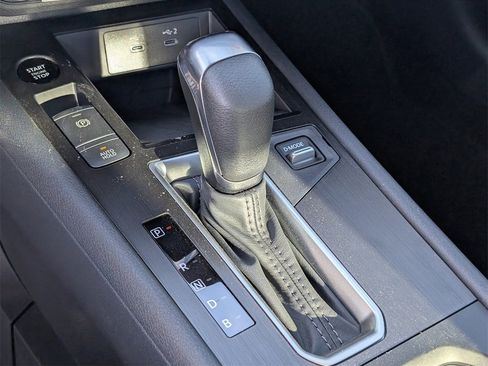 New 2026 Nissan Kicks S image 17