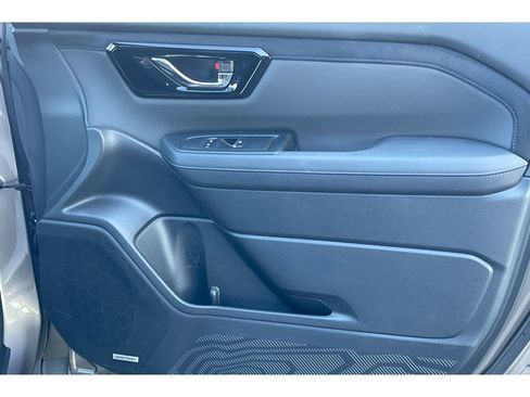 Used 2025 Subaru Forester Limited image 20