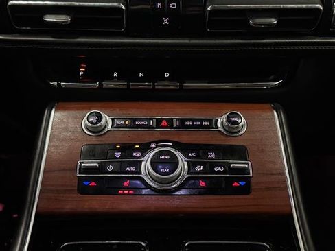 Certified 2023 Lincoln Aviator Reserve image 34