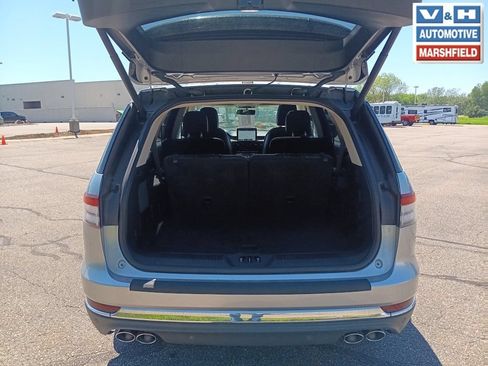 Used 2023 Lincoln Aviator Reserve AWD/4WD image 27