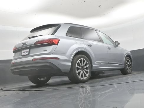 Used 2023 Audi Q7 2.0T Premium Plus w/ Premium Plus Package AWD/4WD image 39