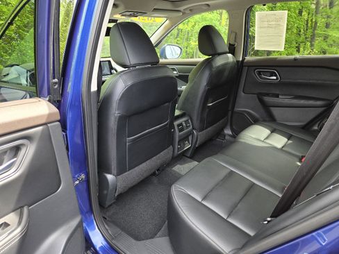 Used 2021 Nissan Rogue SL FWD image 27