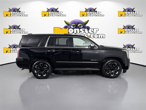 Used 2019 GMC Yukon Denali image 4