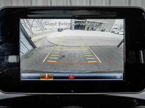 Used 2019 Mercedes-Benz GLC 300 image 21