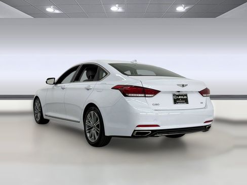 Used 2019 Genesis G80 3.8 RWD image 3