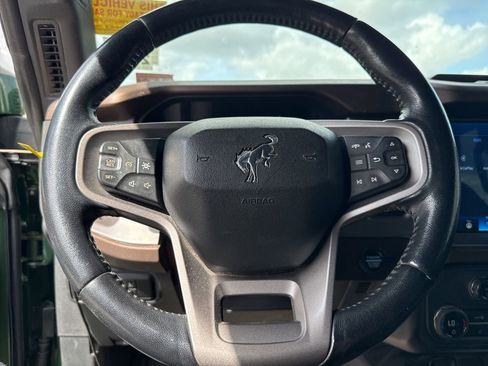 Used 2023 Ford Bronco Outer Banks w/ Sasquatch Package AWD/4WD image 7