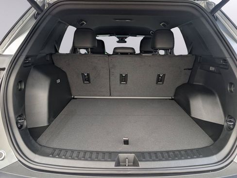 New 2026 Chevrolet Equinox LT FWD image 14
