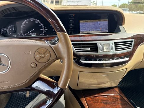 Used 2013 Mercedes-Benz S 550 image 4