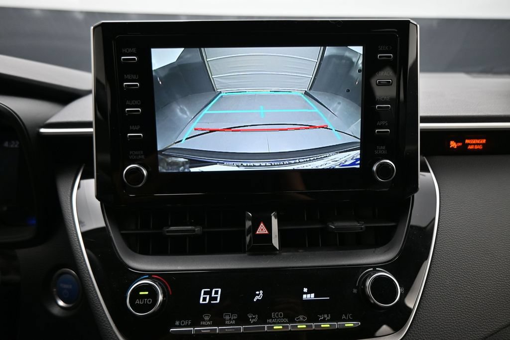 Used 2020 Toyota Corolla LE FWD image 22