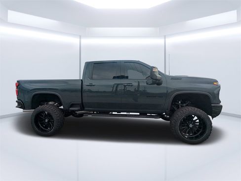 New 2025 Chevrolet Silverado 2500 LTZ w/ Trail Boss Package image 2