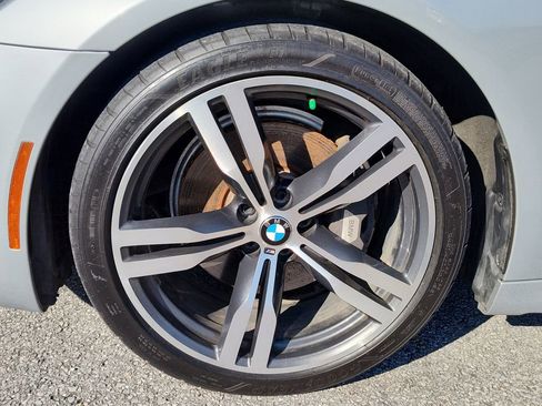 Used 2016 BMW 740i image 11