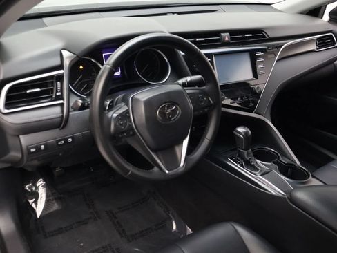 Certified 2018 Toyota Camry SE FWD image 15