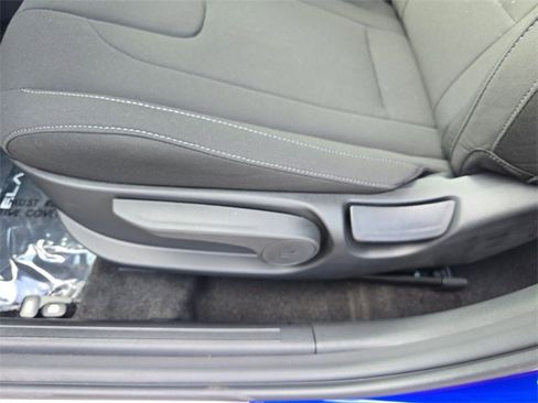 New 2026 Hyundai Elantra SEL Sport image 12