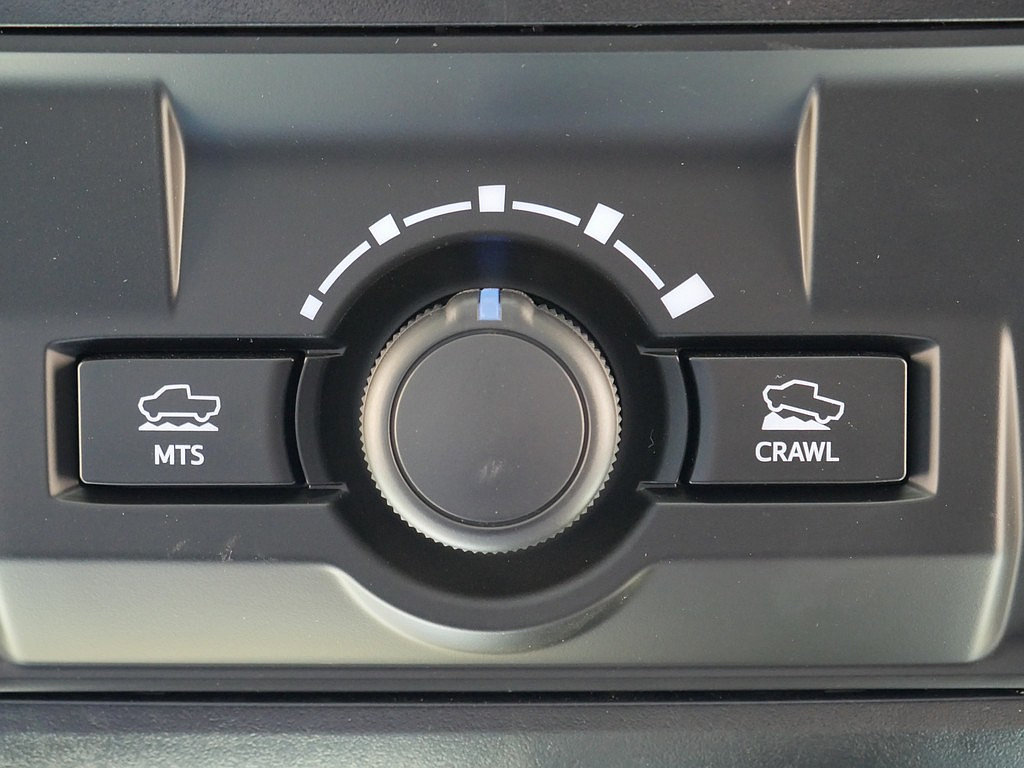 Used 2020 Toyota Tacoma TRD Off-Road w/ TRD Premium Off Road Package AWD/4WD image 51