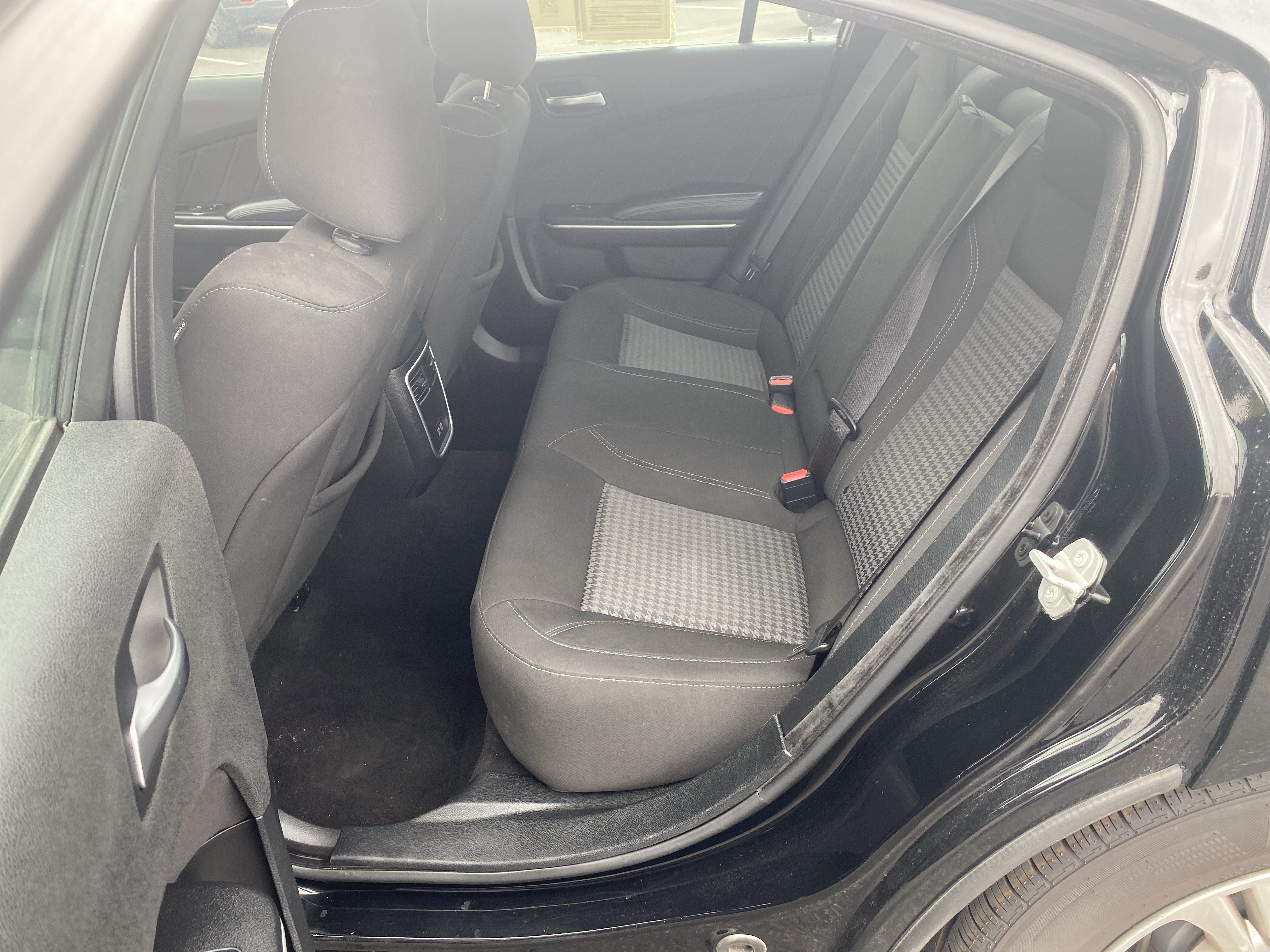 Used 2023 Dodge Charger SXT RWD image 18