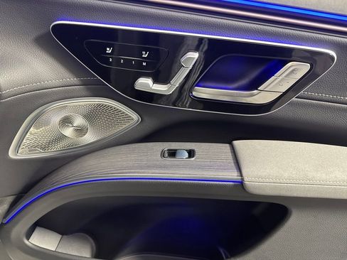 Certified 2023 Mercedes-Benz EQS 580 4MATIC SUV image 14