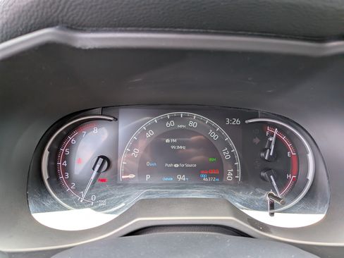 Used 2024 Toyota RAV4 XLE FWD image 28