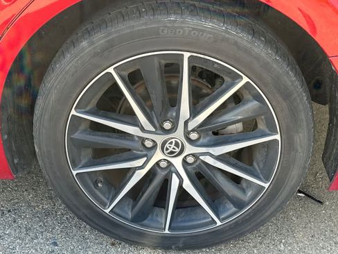 Used 2022 Toyota Camry SE image 18