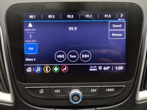 Used 2022 Chevrolet Malibu LT FWD image 25