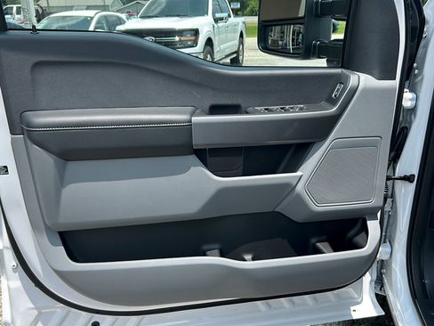 New 2026 Ford F250 XL w/ STX Appearance Package AWD/4WD image 11