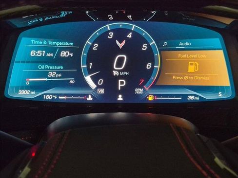 Used 2024 Chevrolet Corvette Stingray Premium Conv w/ Z51 Performance Package RWD image 15