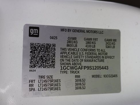 New 2025 Chevrolet Express 2500 w/ Driver Convenience Package image 24