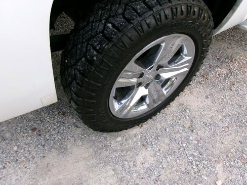 Used 2007 Chevrolet Silverado 1500 LTZ w/ Safety Package image 11