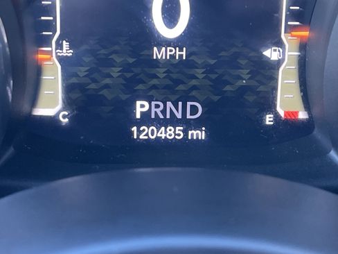 Used 2018 Jeep Wrangler Unlimited Sahara image 21