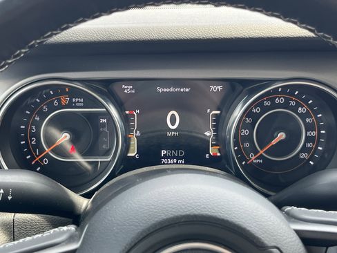 Used 2021 Jeep Gladiator Sport AWD/4WD image 23