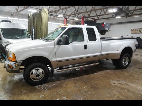 Used 1999 Ford F350 XL image 1