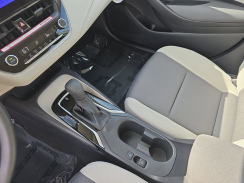 Used 2026 Toyota Corolla LE image 27