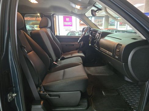 Used 2010 Chevrolet Silverado 1500 LT w/ Power Pack Plus image 14