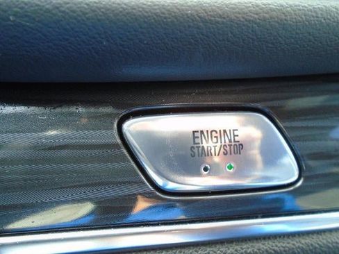 Certified 2024 Buick Enclave Essence w/ Experience Buick Package image 9