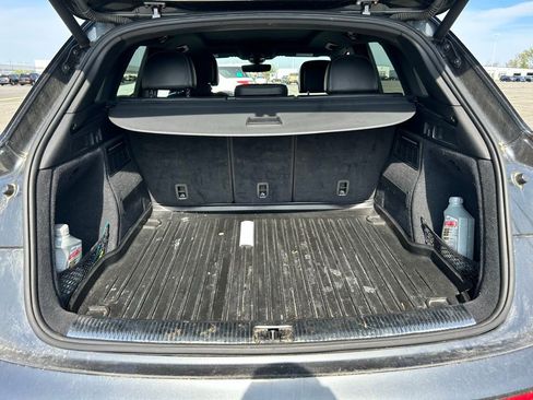 Used 2018 Audi SQ5 Premium Plus w/ Navigation Package AWD/4WD image 29
