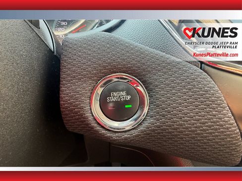 Used 2019 Chevrolet Cruze LT w/ LT True North Edition FWD image 29