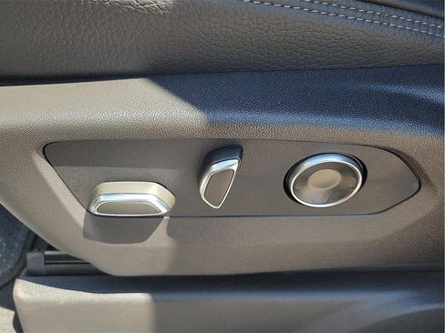 New 2026 GMC Sierra 1500 Denali w/ Denali Reserve Package image 14