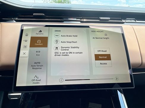 New 2026 Land Rover Range Rover Sport Dynamic SE AWD/4WD image 30