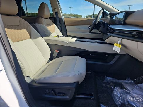 New 2026 Nissan Murano Platinum AWD/4WD image 13