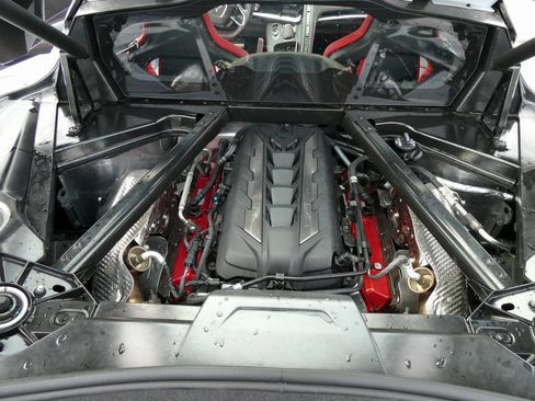 Certified 2023 Chevrolet Corvette Stingray Coupe w/ Chrome Exterior Badge Package image 19