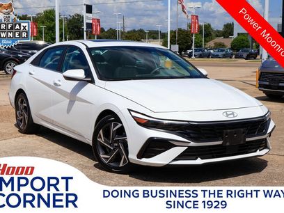 Used 2025 Hyundai Elantra SEL