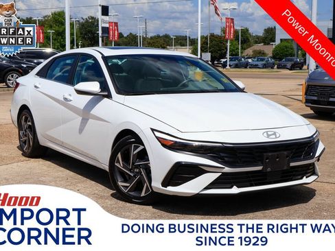 Used 2025 Hyundai Elantra SEL FWD image 1
