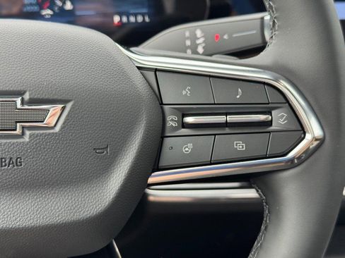 New 2026 Chevrolet Equinox ACTIV w/ Convenience Package III image 16