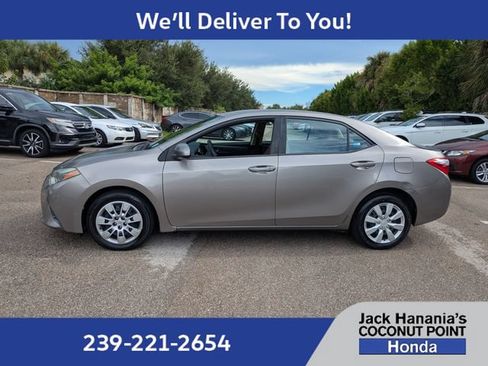 Used 2015 Toyota Corolla LE FWD image 7